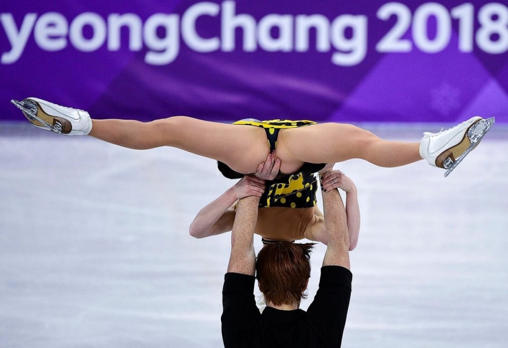 Эротические фото фигуристок