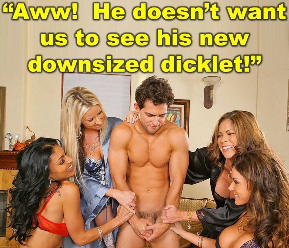 Три девушки раздели парня