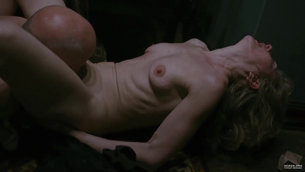 Знаменитости в эротических сценах