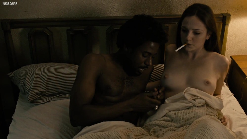 Эмили МИД постельные сцены