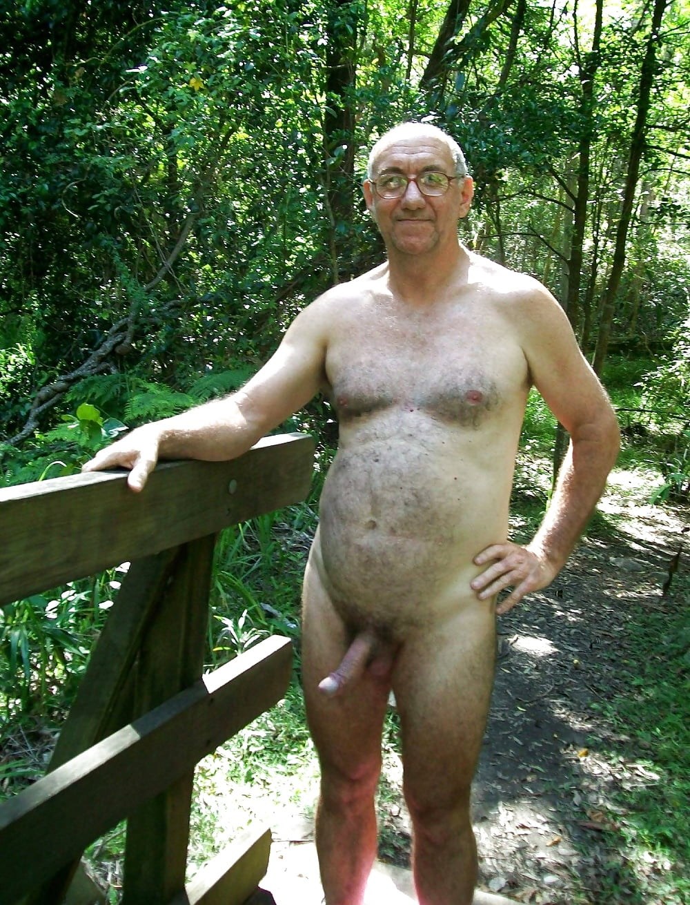 Голые мужчины постарше