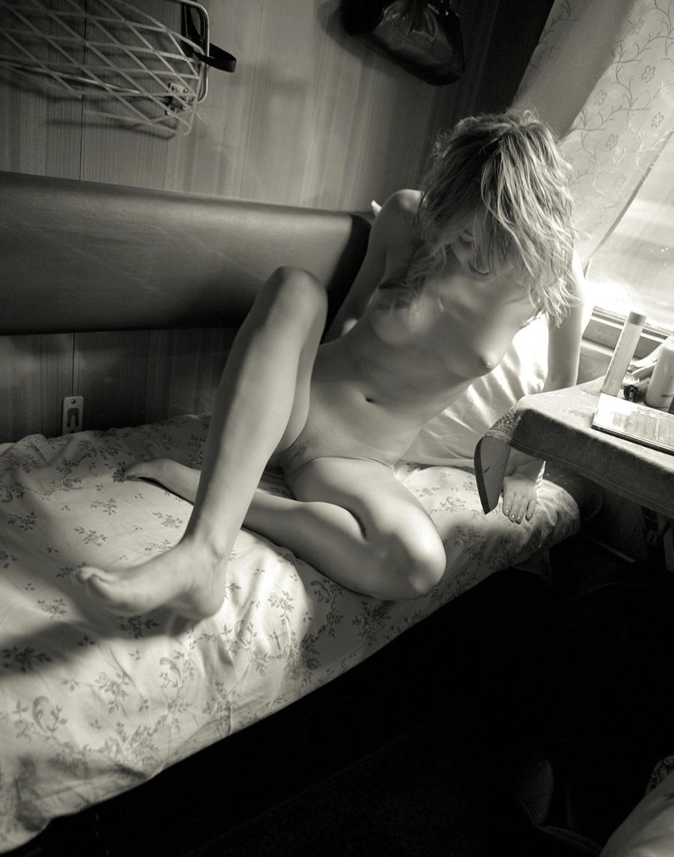 Эротичные девушки в поезде