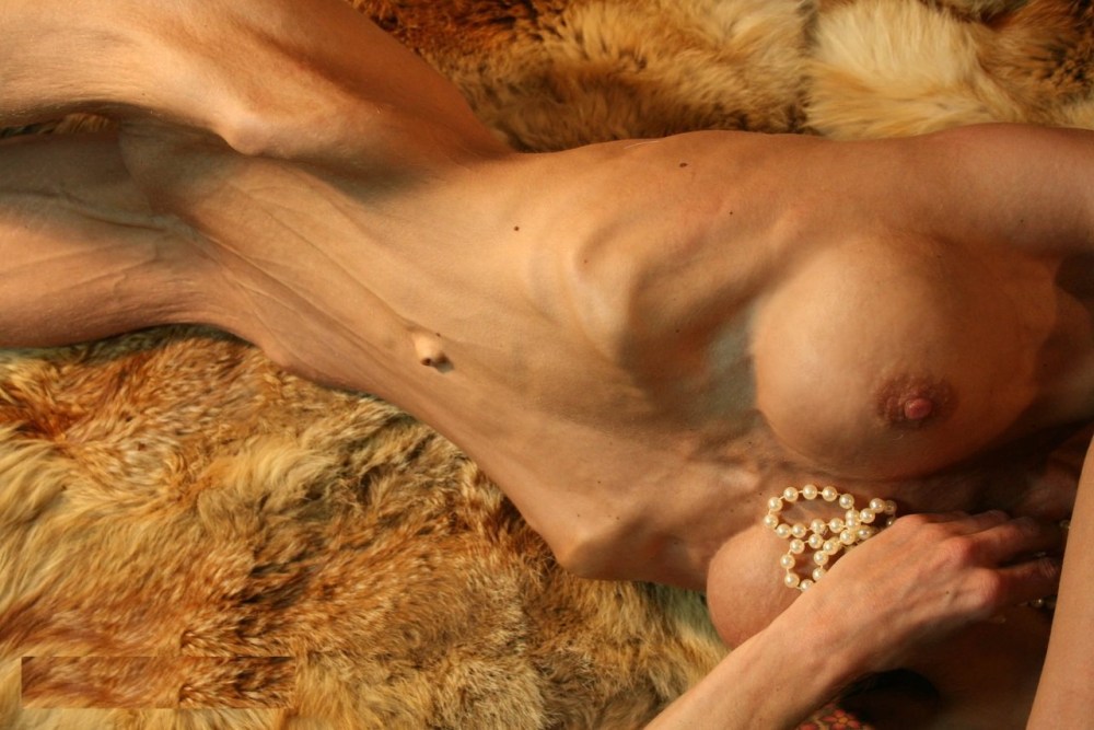 Промежность Анорексички