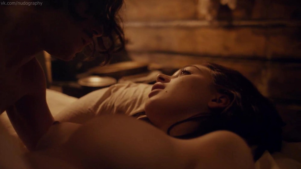 Юлия Франц сиськи Максим