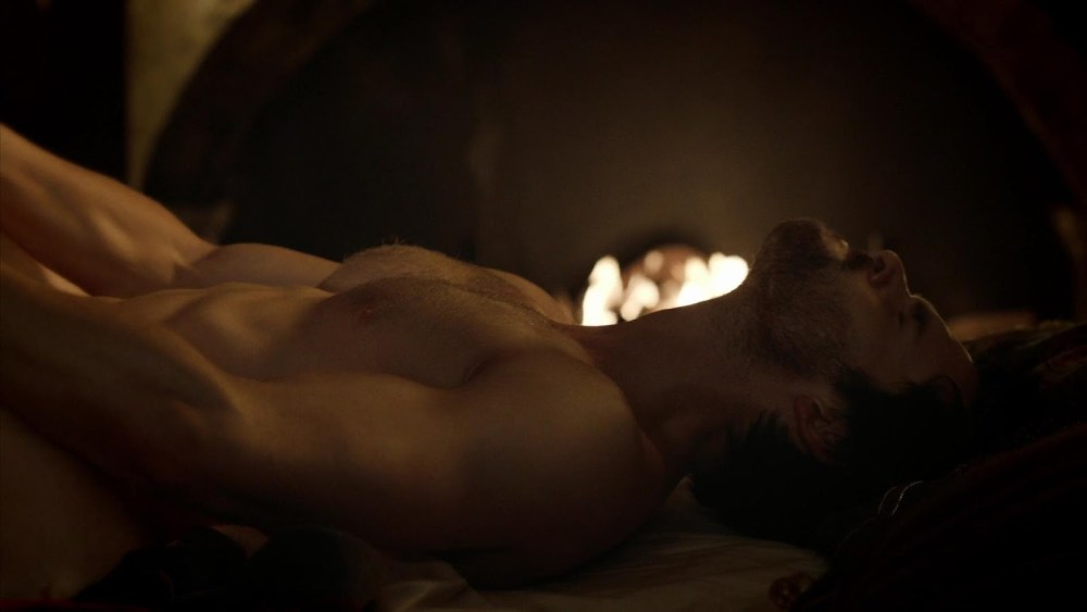 Гера Хилмарсдоттир грудь