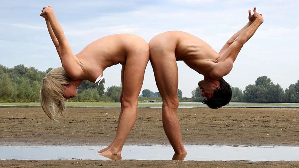 Миа Малкова на природе