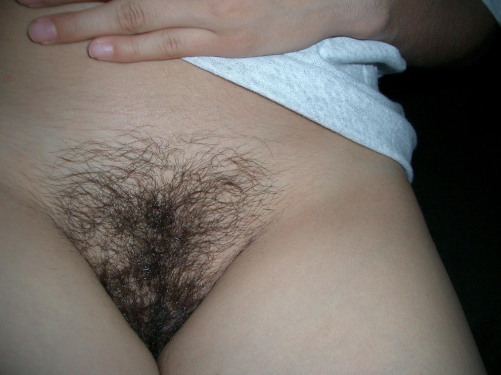 Волосики на женском лобке