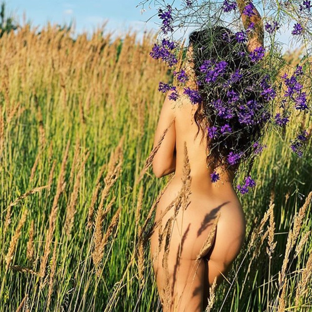 Настя Каменских hot