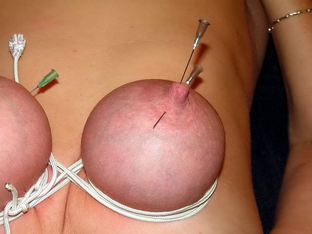 Голые женщины пытки 3d Art.