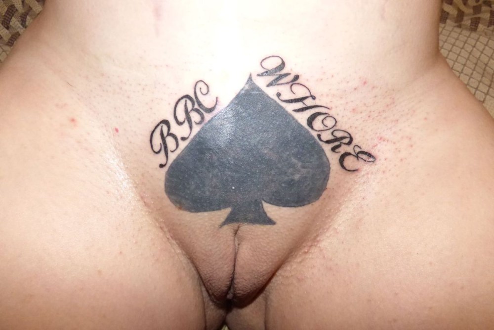 Татуировка "клеймо проститутки"