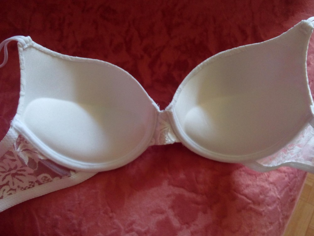 Чашки для бюстгальтера