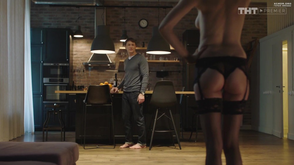 Елена Подкаминская голлая