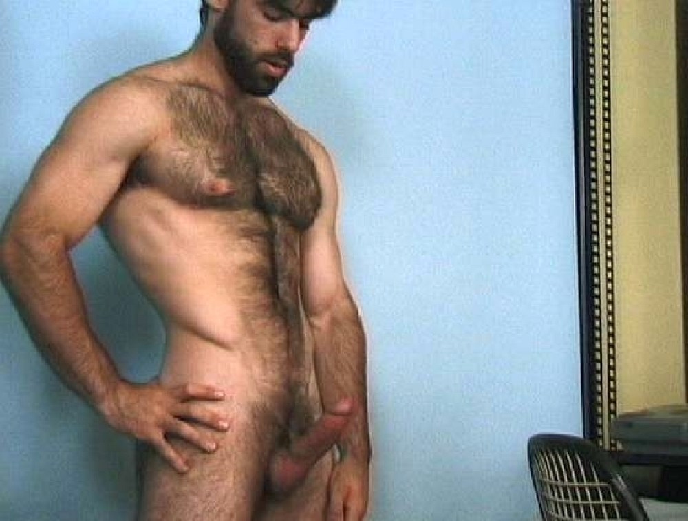 Голые кавказские парни