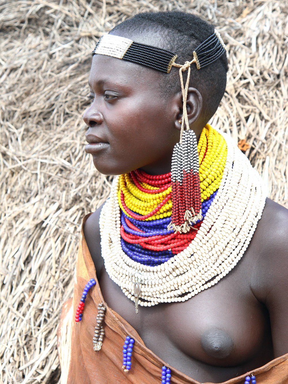 Эфиопские женщины голые