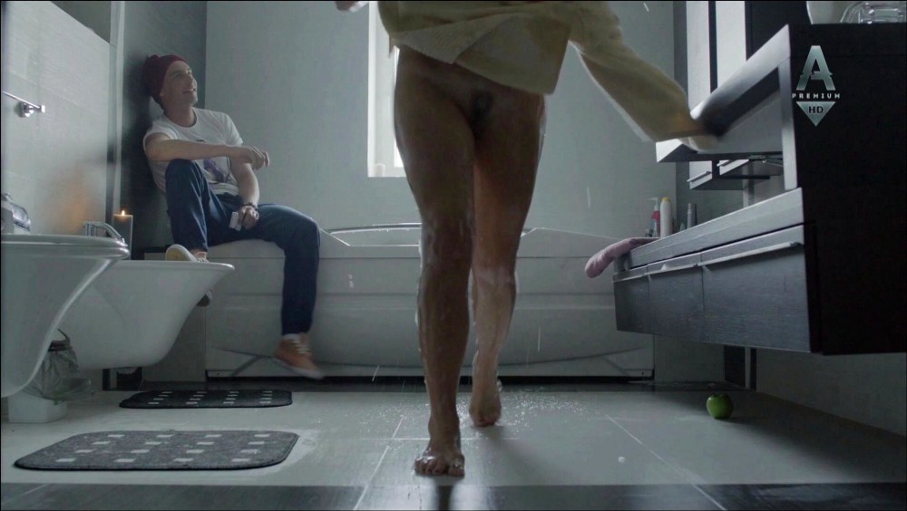 Шумакова сладкая жизнь голая