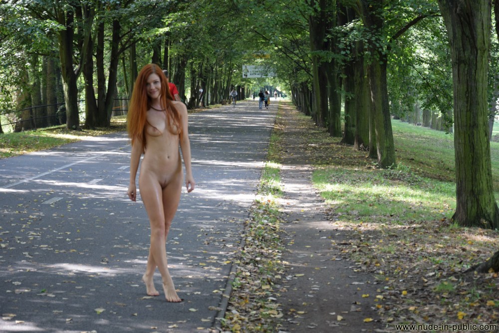 Марина Нечаева nude in public