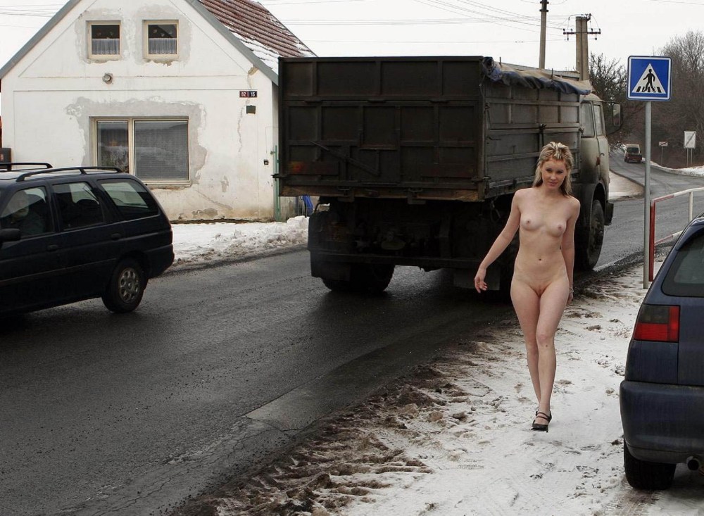 Голые бабы и дальнобойщики