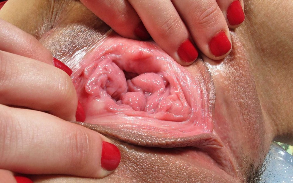 Порноактриса Naughty Alysha prolapse