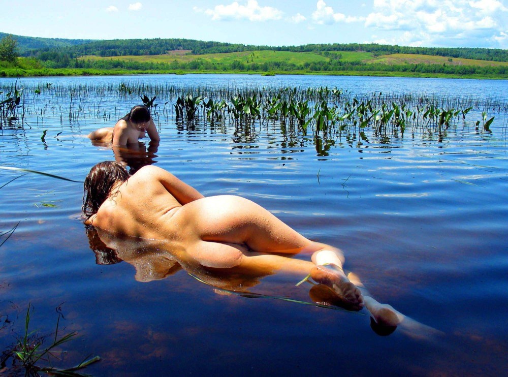 Эротическая фотосессия на озере
