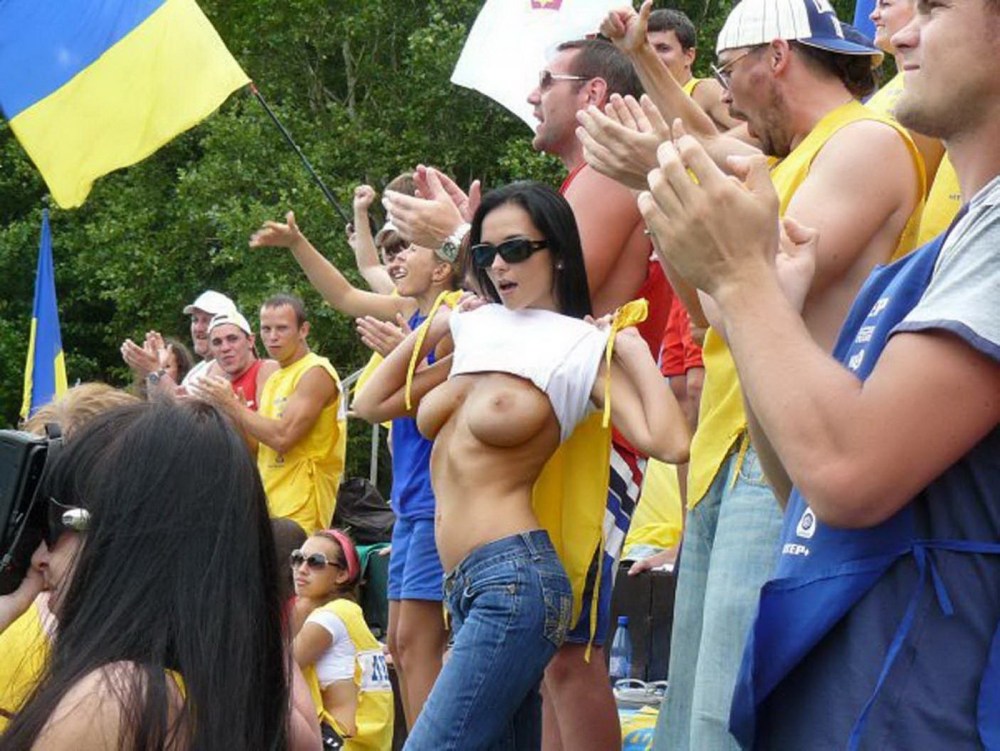 Украинские девушки топлес