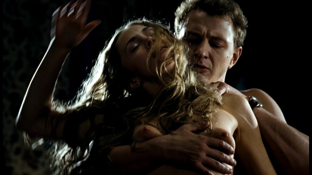 Каролина Равасса sex Scene