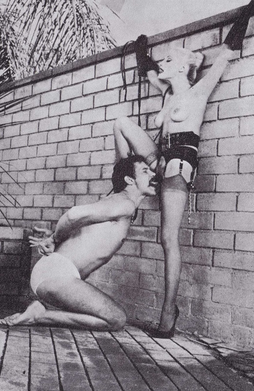 Retro femdom hairy mature mistress in stocking pics